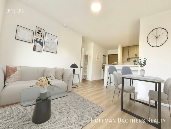 1240 S Bronson Ave in Los Angeles, CA - Building Photo - Building Photo