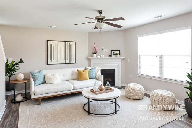 1713 Eastway Dr in Dallas, NC - Building Photo - Building Photo