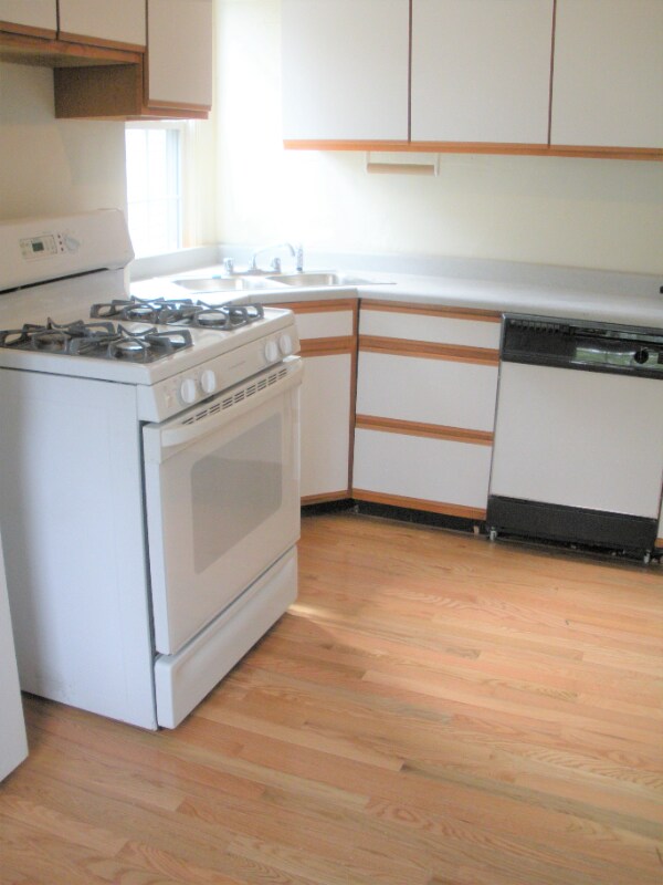 5706 Darlington Rd, Unit 3rd Flr in Pittsburgh, PA - Foto de edificio - Building Photo