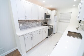 2660 SW 22nd Ave in Delray Beach, FL - Building Photo - Building Photo