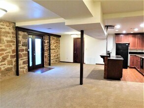 124 W Oklahoma Ave-Unit -D in Guthrie, OK - Building Photo - Building Photo