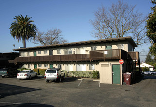 The Highland Apartments in Oakland, CA - Building Photo - Building Photo