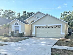 2502 Clareside Dr in Valrico, FL - Building Photo - Building Photo
