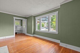 718 N Junett St in Tacoma, WA - Building Photo - Building Photo