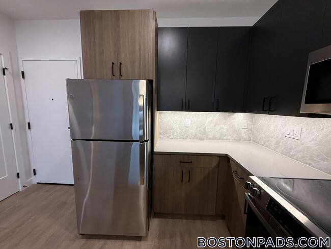 199 Gardner St in Boston, MA - Building Photo - Building Photo