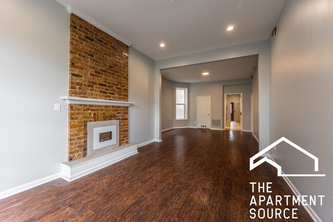 1711 N Kedzie Ave, Unit 2