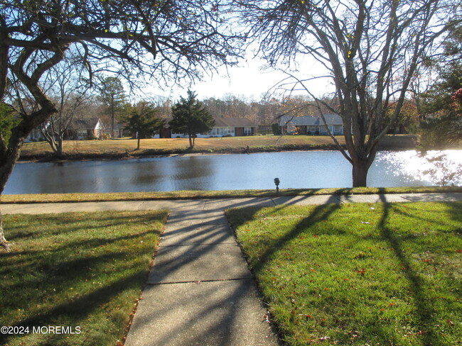 363B Chesterfield Ct in Lakewood, NJ - Building Photo - Building Photo