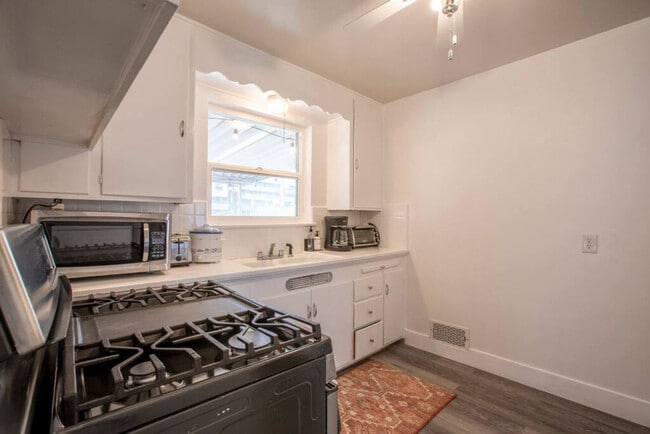 239 N Center St in Salt Lake City, UT - Building Photo - Building Photo