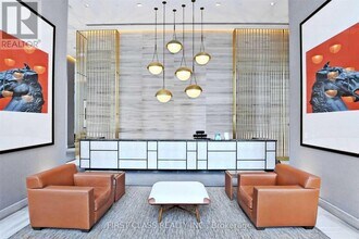 50A-950 Charles St E in Toronto, ON - Building Photo - Building Photo