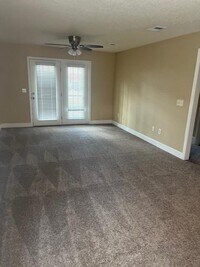 109 Lantana Ct photo'