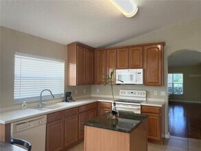 5972 Buford St in Orlando, FL - Building Photo - Building Photo