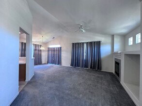 10427 Chadwell Dr in Reno, NV - Building Photo - Building Photo