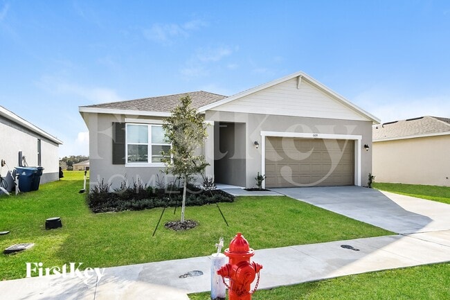 609 Crown Rose Dr in Bartow, FL - Foto de edificio - Building Photo