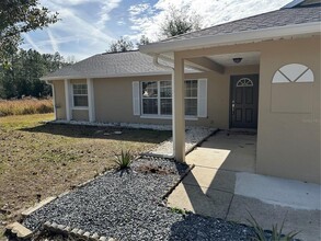 3 Pine Radial Ln in Ocala, FL - Foto de edificio - Building Photo