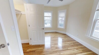 89 Morrison Ave, Unit 1 in Somerville, MA - Building Photo - Building Photo