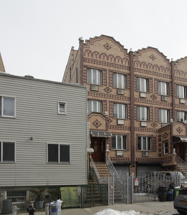 724 Leonard St in Brooklyn, NY - Foto de edificio