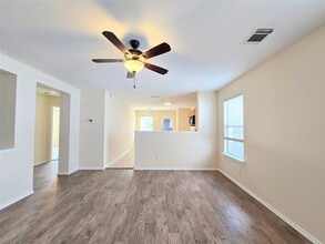 29527 Evergreen Hills Dr in Spring, TX - Building Photo - Building Photo