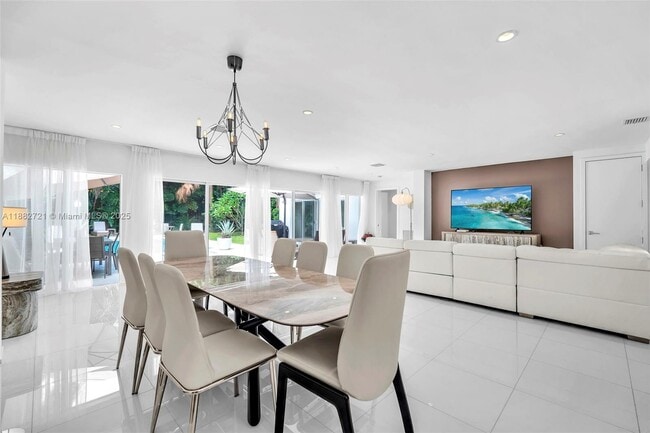 203 Ridgewood Rd in Coral Gables, FL - Building Photo - Building Photo