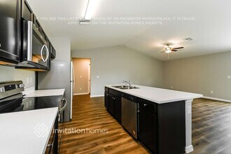 23478 Rocket Ave in Port Charlotte, FL - Building Photo - Building Photo