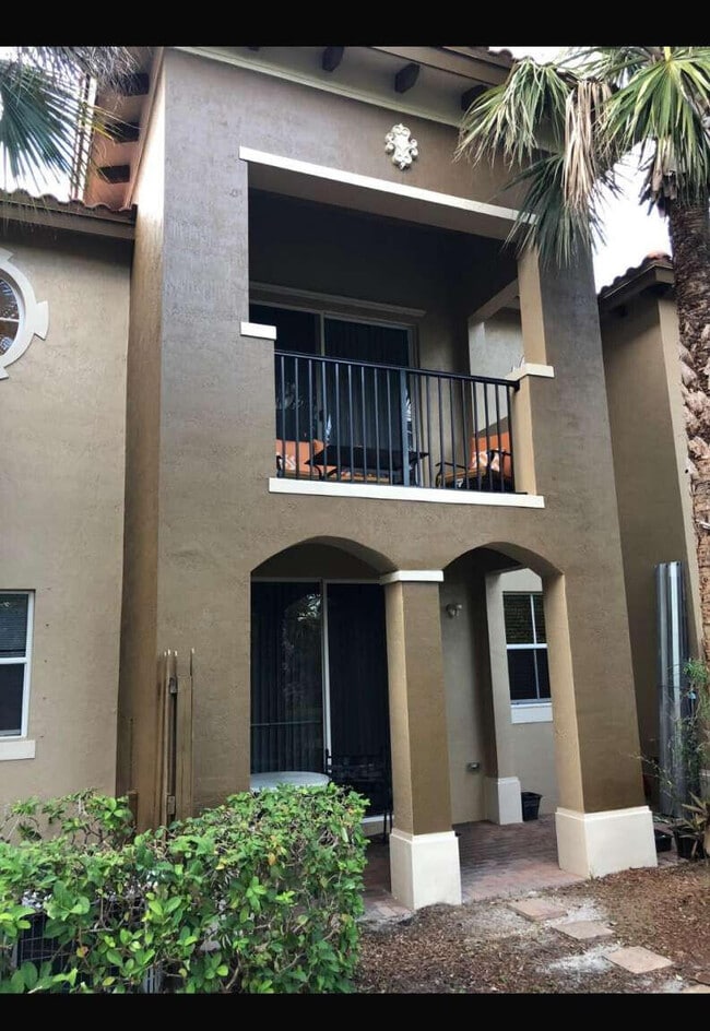 property at 2944 Hidden Hills Rd