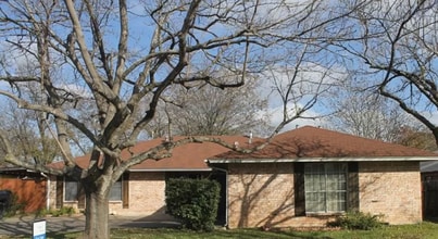 10623 Golden Quail Dr, Unit A in Austin, TX - Building Photo - Building Photo