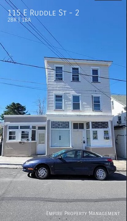 115 E Ruddle St in Coaldale, PA - Building Photo