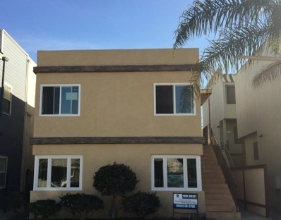 44 Corona Ave in Long Beach, CA - Building Photo