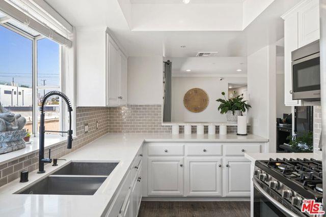 property at 1842 Greenfield Ave