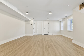 2 Hooten Ct in Boston, MA - Building Photo - Building Photo