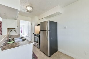 11411 Murr Way in Houston, TX - Building Photo