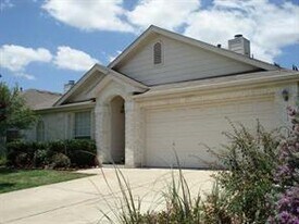 1010 Gulf Way in Round Rock, TX - Building Photo