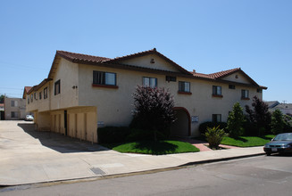 Arizona Street Apartments in San Diego, CA - Building Photo - Building Photo