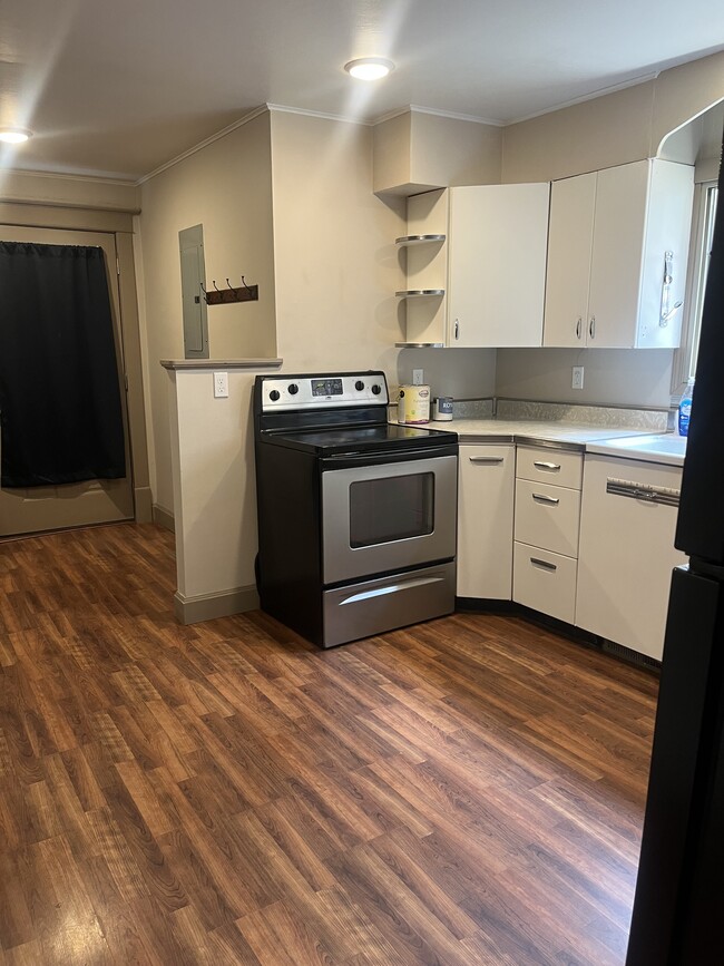 605 W Galena St in Butte, MT - Foto de edificio - Building Photo