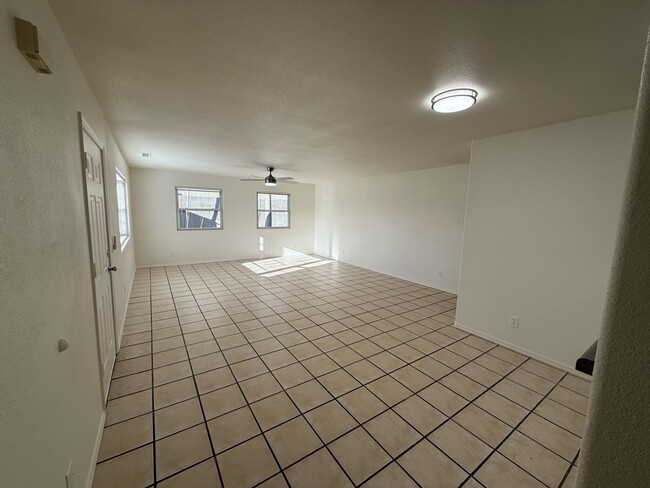 7080 E Pueblo Ave, Unit A in Prescott Valley, AZ - Foto de edificio - Building Photo