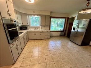 91 Pulsifer Dr in Auburn, NY - Foto de edificio - Building Photo