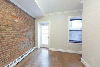 939 2nd Ave in New York, NY - Building Photo - Building Photo