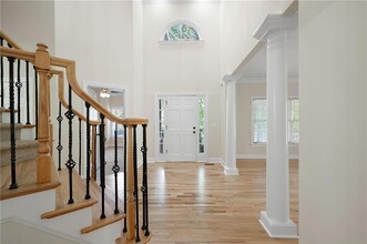 4711 Oakleigh Manor Dr in Powder Springs, GA - Foto de edificio - Building Photo