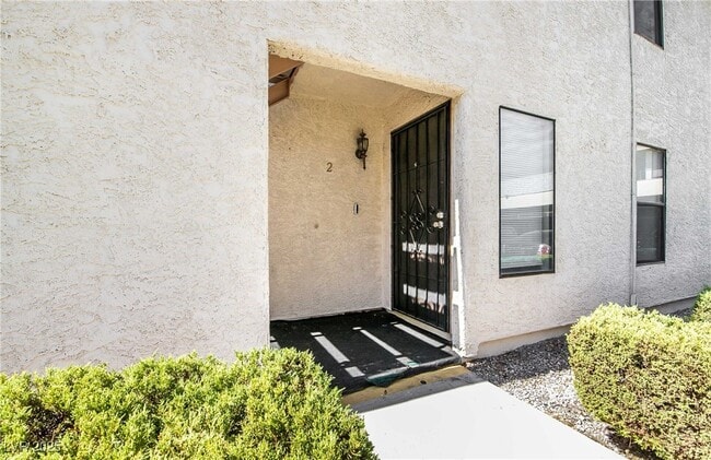 property at 1311 Del Mar St