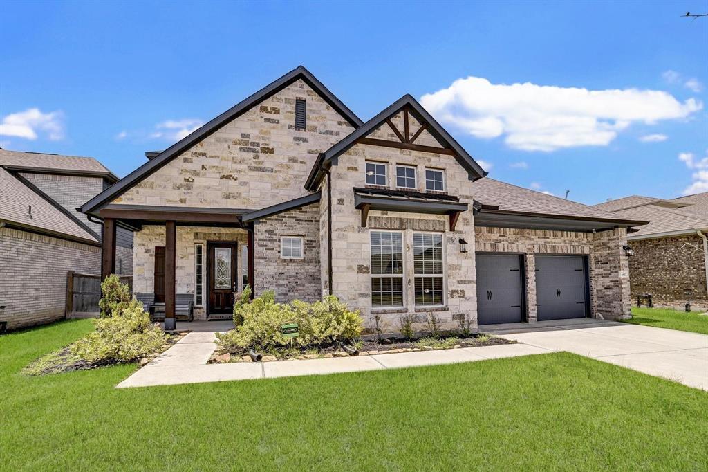 6611 Eastchester Dr in Katy, TX - Building Photo
