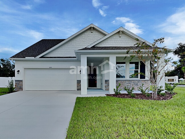 property at 900 Summer Stone Loop