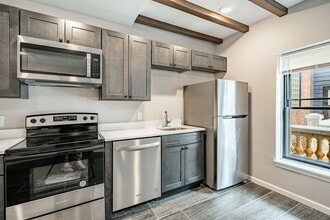 235 E Market St in West Chester, PA - Foto de edificio - Building Photo