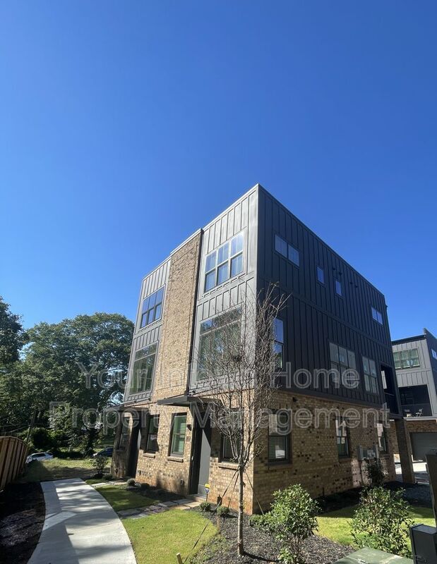 property at 1135 West Marietta St NW