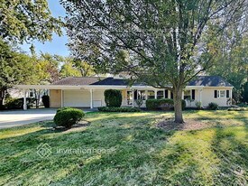 1303 W 59th St in La Grange Highlands, IL - Building Photo