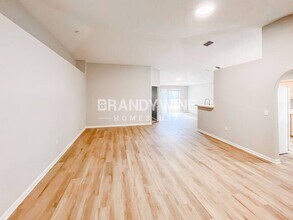 4396 Marsh Hawk Dr S in Jacksonville, FL - Building Photo - Building Photo