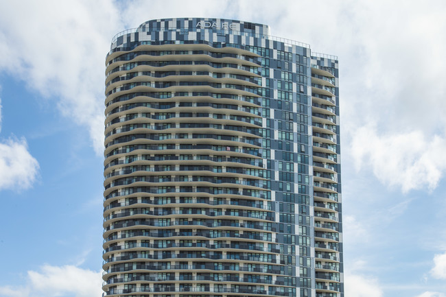 Adaire in Tysons, VA - Foto de edificio - Building Photo