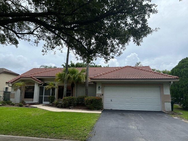 5136 NW 49th Ave