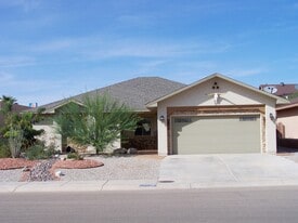 205 Ascot Parade in Alamogordo, NM - Building Photo