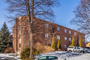 7111 Sainte-Marie St in Montréal, QC - Building Photo