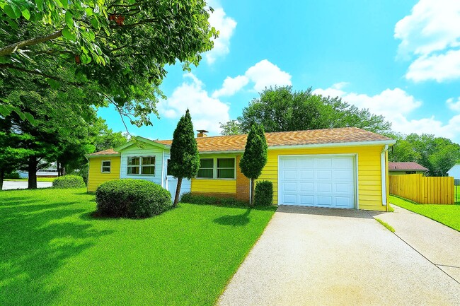 property at 4071 Sawyer St
