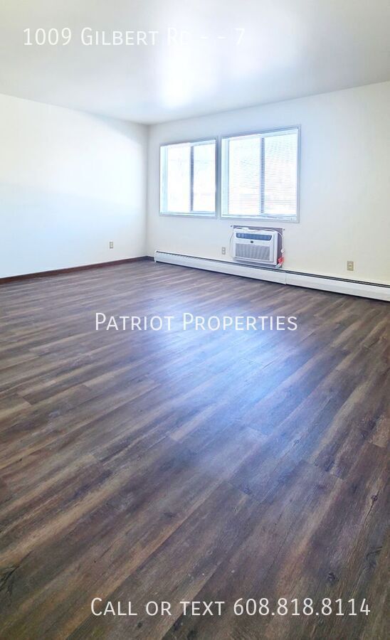 1009 Gilbert Rd in Madison, WI - Foto de edificio - Building Photo